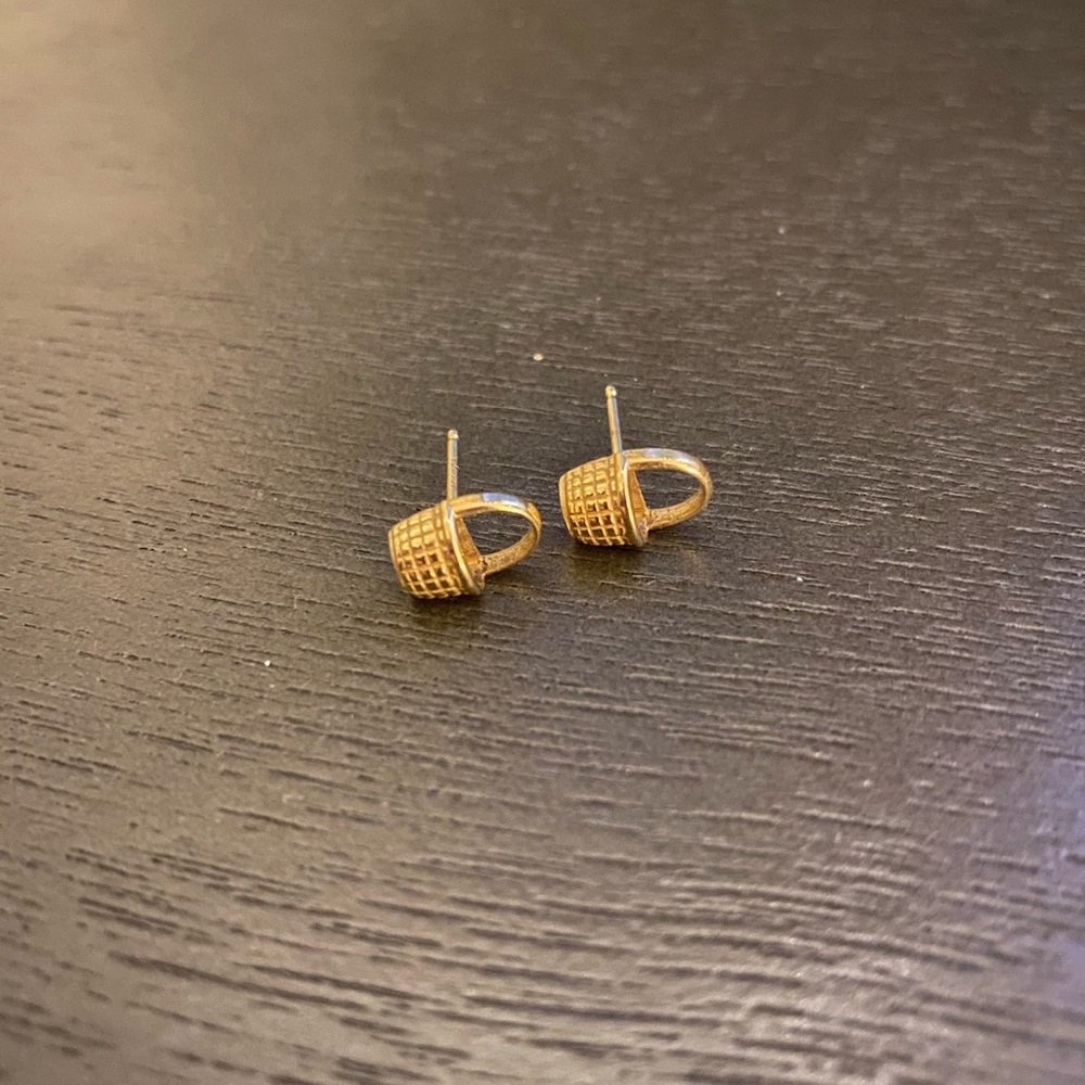 14k Gold Basket studs